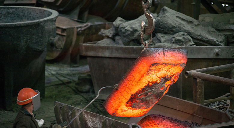 GDC and HPDC Demystified: Differences and Applications of Gravity Casting and Die Casting